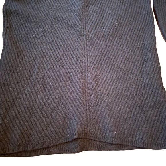 Wilfred Merino Wool  Sweater *Black* Size Small - Picture 4 of 5